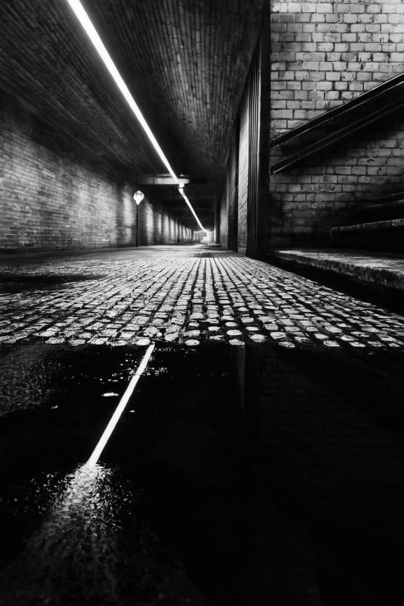 photography, streetphotography, architecture, horror, gothic, reflection, blackandwhitephotography, subway, tunnel