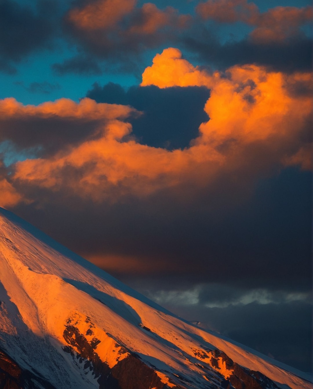 cloudscape, autumn photography, mountains, adventure, volcano, south america, snow, volcano photography, sunset photography, nature, art, digitalart, artists on tumblr, aesthetics, aiart, patagonia, los lagos, lensblr, landscape photography, photographers on tumblr, ai, nature photography, clouds photography, travel photography, chile, landscapes, photography, forest photography