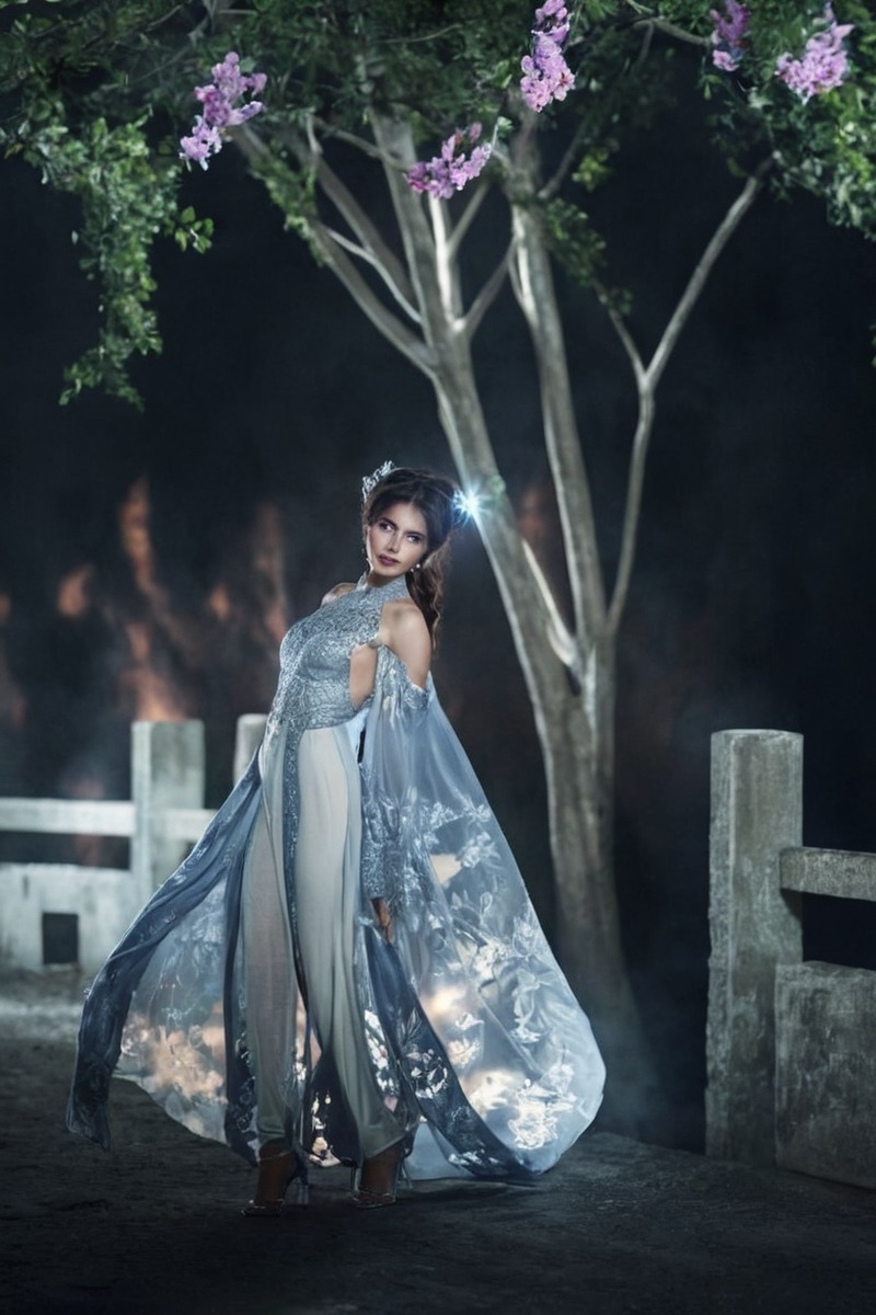 photography, beauty, kimono, digitalart, dress, portrait, glamour, cosplay, naturallight, clothing, conceptart, fashion, fashiondesign, filmphotography, gothic, haul, macabre, photomanipulation, portraitphotography, princess, resources, samurai, shopping, stockphotography, surreal, vintage, warrior, wedding, hanfu